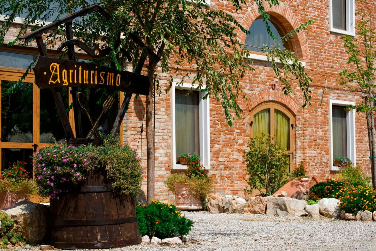 All'Albaro Agriturismo Salizzole Bagian luar foto