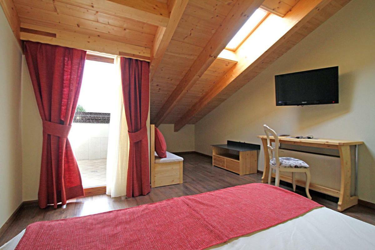 All'Albaro Agriturismo Salizzole Bagian luar foto